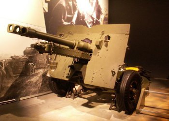 25 pounder WWII